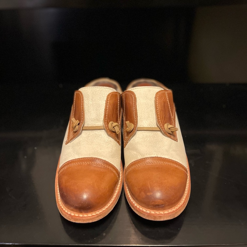 Freebird by Steven “Malena” Mule Clogs – Tan & Cream Leather (Size 8)